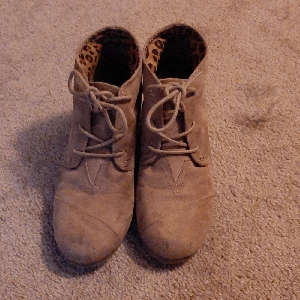 Womens heel boots